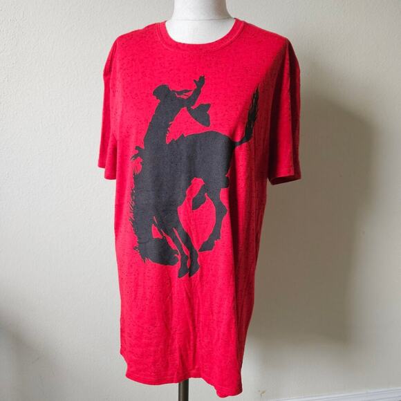 Unisex bucking horse graphic tshirt medium - Picture 1 of 7